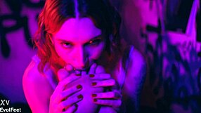 I Want to Worship Your Sexy Feet and Toes, Bia Roman & Sam Quinn in Fetish Session