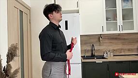 In this filmy fantasy, see the hot aunt and then fuck her passionately.