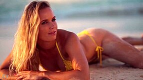 contemplating beauties - caroline wozniacki