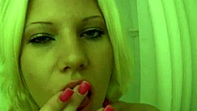 Sexy Heather Huntley Plays With Herself