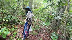 Amateur Thai Villagers Fuck Intensely in Public Forest