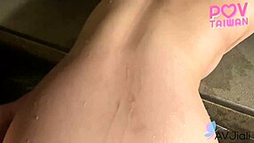 Watch xiao ye ye get fucked in the hotel?