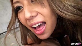 작은 가슴 일본 선탠 미녀가 무수정 JAV에서 깊은 크림파이 섹스