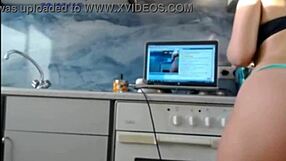 Sexy Dea Squirts on Live Webcam Stream