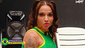 Eu Sou Louca Por Sexo - Entrevista Quente Com Alexia Dhein!