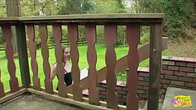 Do babes hump double dildos?