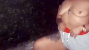 Șeful meu mă roagă să-i sug pula la serviciu muie șef!