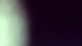 harige kut plassen in intimate moment