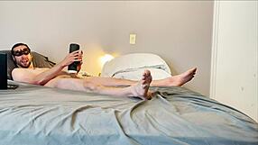 watch her stroke suck on that vibrating toy solo