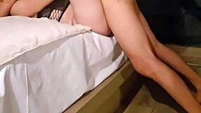 En V�speras De Dar Y Recibir Su Marido Me La Mando Para Su Regalito Cuckold