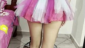 Jugando con chica inocente?