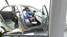 i'm frina, this blonde milf with big ass, no panties, doggystyle in courtyard... neighbor watches!