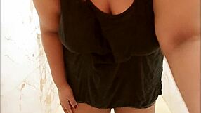 myanmar sexy milf takin a shower, lookin so hot.