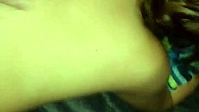 Hej, ali jebeš prijateljico svoje dekleta za njenim hrbtom, ti prekanjeni izdajalec?