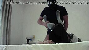 Milf se folla verga en todos los agujeros con corrida en pantimedias