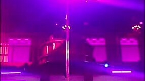 mae dances full set at oval office