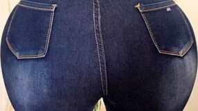 Wow, check out this milf's big bumbum!