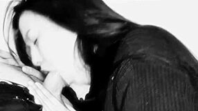 Intense amateur deep throat action