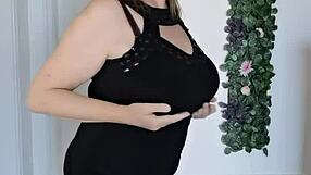 Hey, stepmother is teasing stepson with huge breasts and seducing him 😏💋