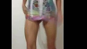 Girl twerks in sexy dancing performance.