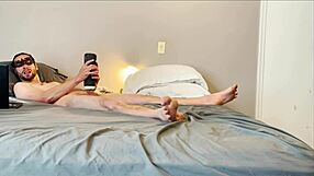 watch her stroke suck on that vibrating toy solo