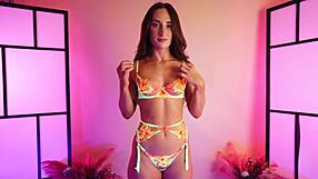 Uv backlight lingerie try on