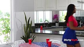 Busty Ebony Stepmoms Face Sitting As A Lesson