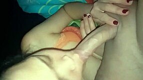 Mamada babosa profunda venida en la boca.