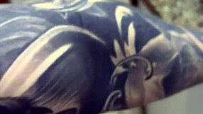 Ella tiene ganas de follarme y me convenci� envi�ndome una foto desnuda en whatsapp