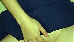 ay papi duele �por qu� haces esto me dejan cuidando a mi linda hijastra en la noche hijastra jovencita y padrastro se quedan solos en la noche casero real no fake