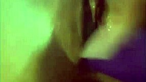 Quieres ver como me masturbo y te la jalas?