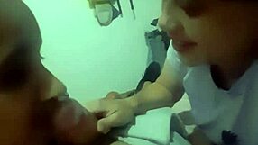 sexo casero voy a la casa de mi tia de visita y pasa esto en la habitacion de mis primos