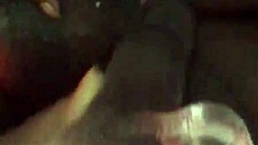 Klupski kadar jebanja moje debele pičke velikim dildom