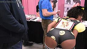 Duke shares his story at the Exxxotica NJ event in 2017.