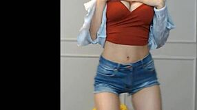 Gái Hàn Quốc nhảy khiêu vũ gợi cảm