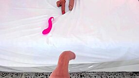 Valerynova performs on chaturbate with archive