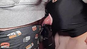 コンドームに大量ザーメン！今すぐごっくんしろ！