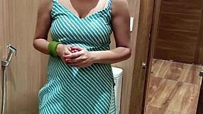 Indian bhabhi hot sex after bath under shower with urine video in hindi