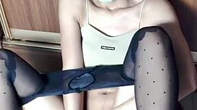 Siganjue-Young Wife Ol With Open Crotch Stockings Lingerie, Waiting For You To Fuck Me