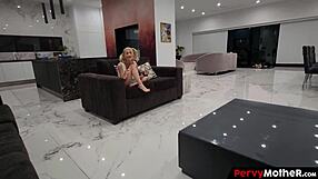 i feel my mature mom getting impregnated right beside her stepdaughter