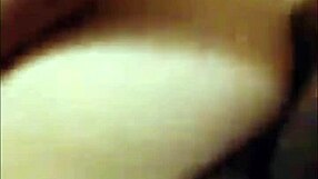 pensé que era mi marido quien me estaba follando cuando llegó a casa del bar pero trajo a su mejor amigo y se metió en mi cama