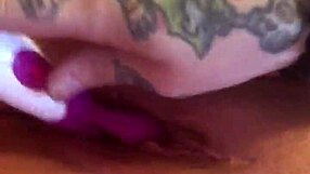 playing with my soft wet lady parts to orgasm 😍