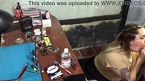 no tenía para pagarle a mi técnico y termine chupándole la pija 😏