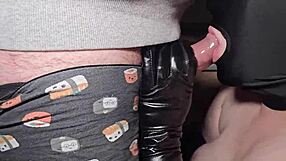 HUGE CUM on condom! Swallow it now!