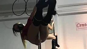 Doctorita Argenta Strips Sexily In Tube