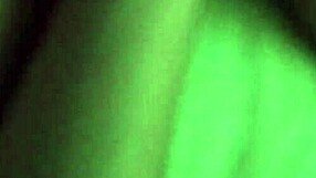 Vecina b chats about her neighborhood adventures