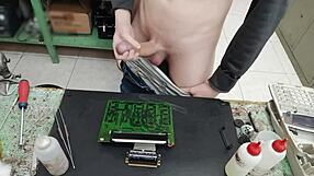 I BLAST a massive CUMSHOT on client's machine instead of fixing it