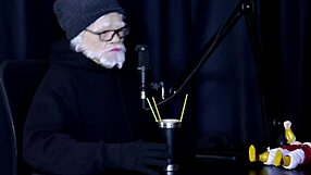 Flor de Damiana strips sensually