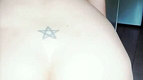 Maturemons buttering my muffin