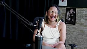 Sempre gostou de sexo anal curte um sadomasoquismo nao aceita dinheiro pra defecar quer fazer com 8 homens - nands ninfetinha sheer red